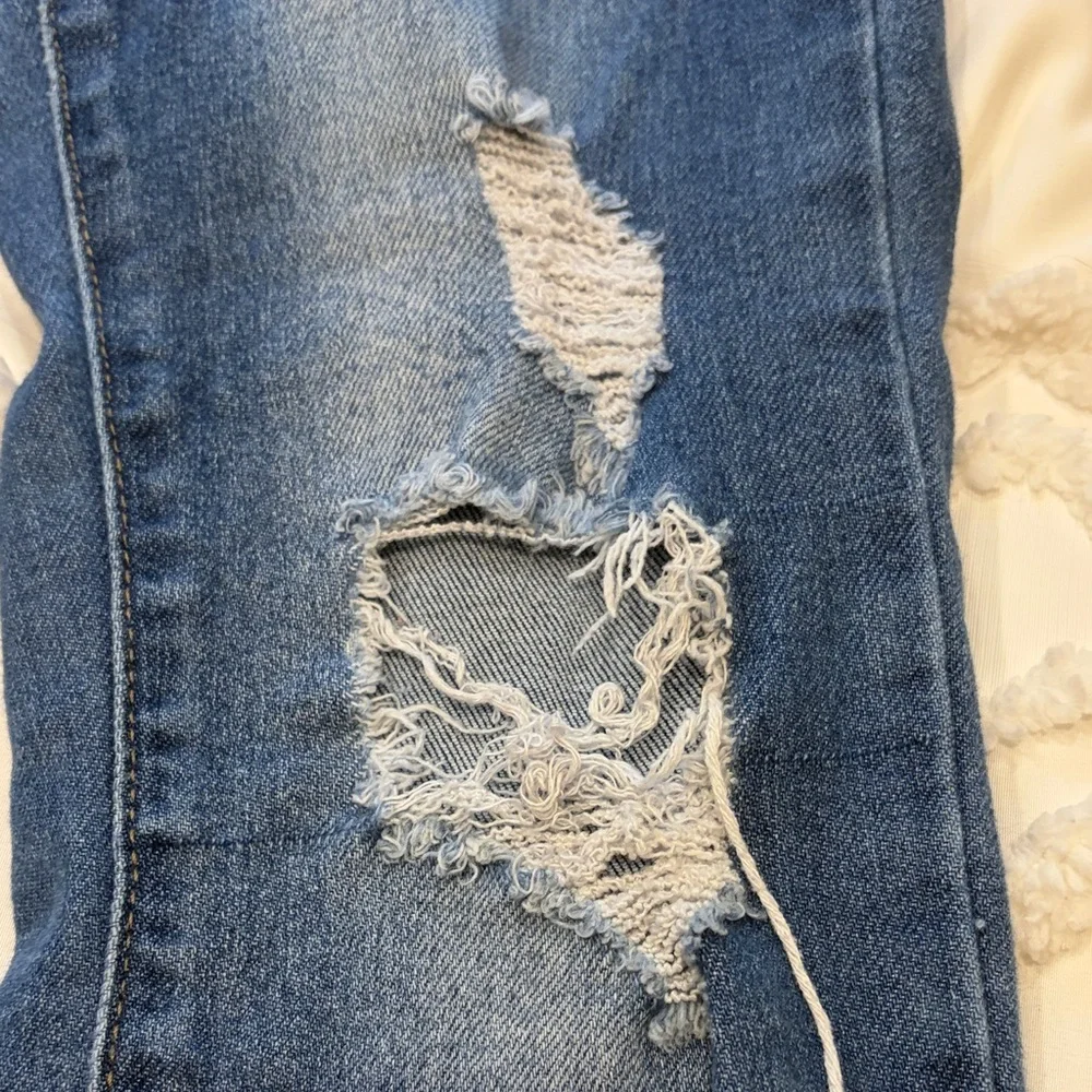 SO Juniors Vintage Vibe High Rise Ankle Skinny Jeans Blue Distressed Size 9/29W - Picture 11 of 14